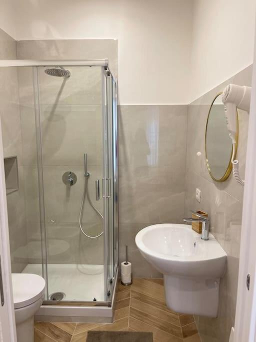 Apartament La Casa Di Ary Neapol Zewnętrze zdjęcie